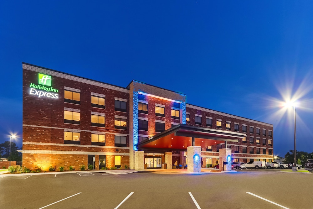 Holiday Inn Express Wilmington Porters Neck - photo 53