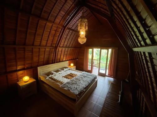 Sugita Wooden House — 4-Star Luxury Hotel in Payangan, Indonesia