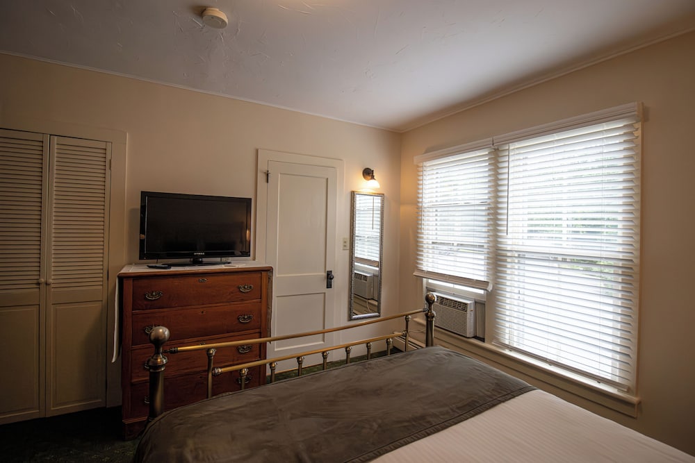 Stroudsmoor Country Inn - photo 29