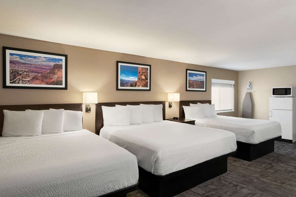 Travelodge by Wyndham Lake Havasu - photo 19