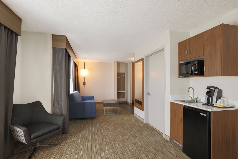 Holiday Inn Express & Suites Raleigh North Wake Forest by IHG - photo 19