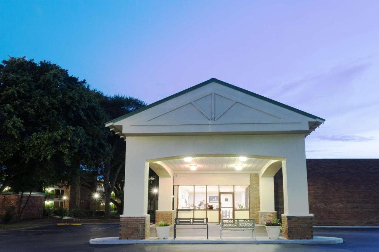 Days Inn Mount Pleasant Charleston Patriots Point