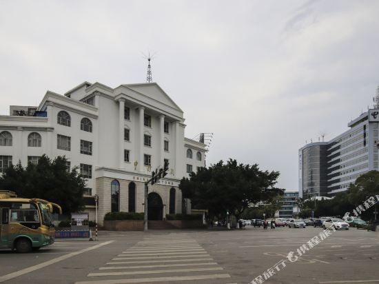 Bao Shan Hai Long Hotel in Baoshan, People's Republic of China