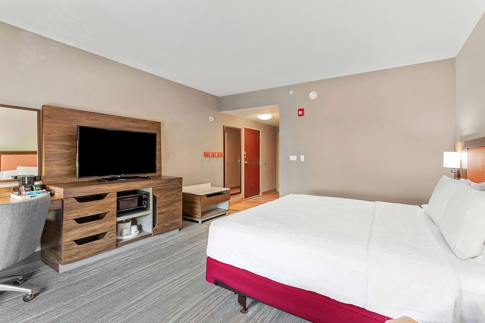 Hampton Inn & Suites Orlando Apopka - photo 27