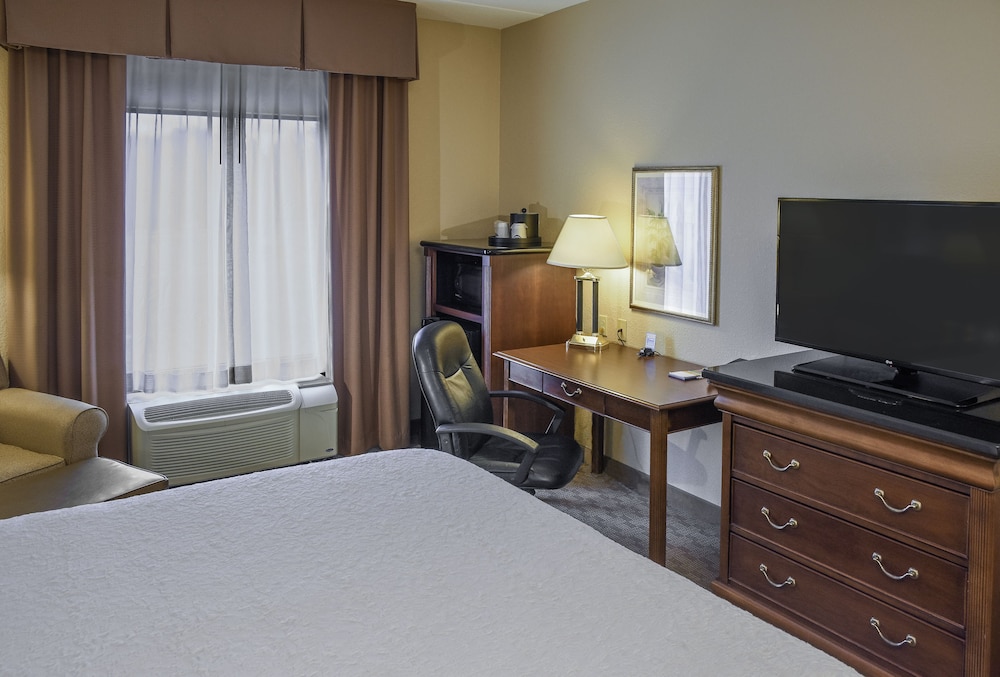Hampton Inn & Suites Youngstown Canfield - photo 5