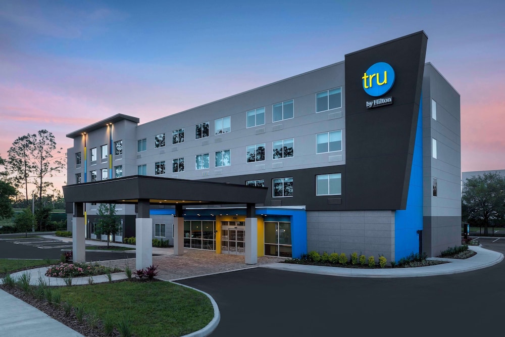 Tru by Hilton Jacksonville West I 295 in Jacksonville, United States