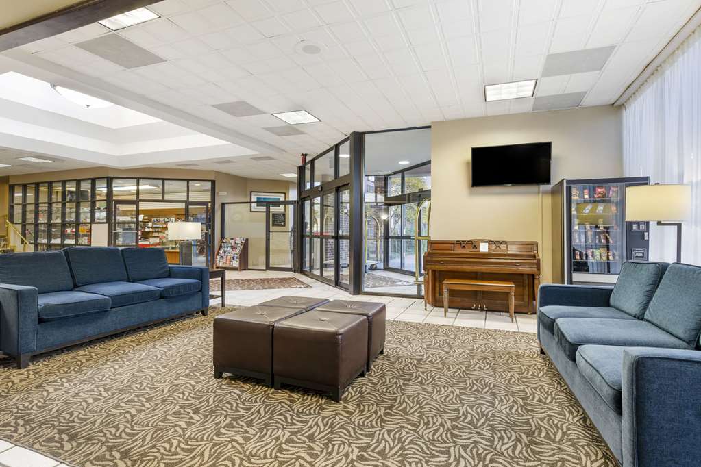 Comfort Inn University Center - photo 7