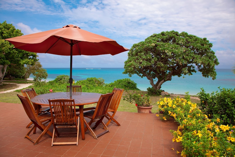 Sandy Beach Resort — Pangai — photo 4