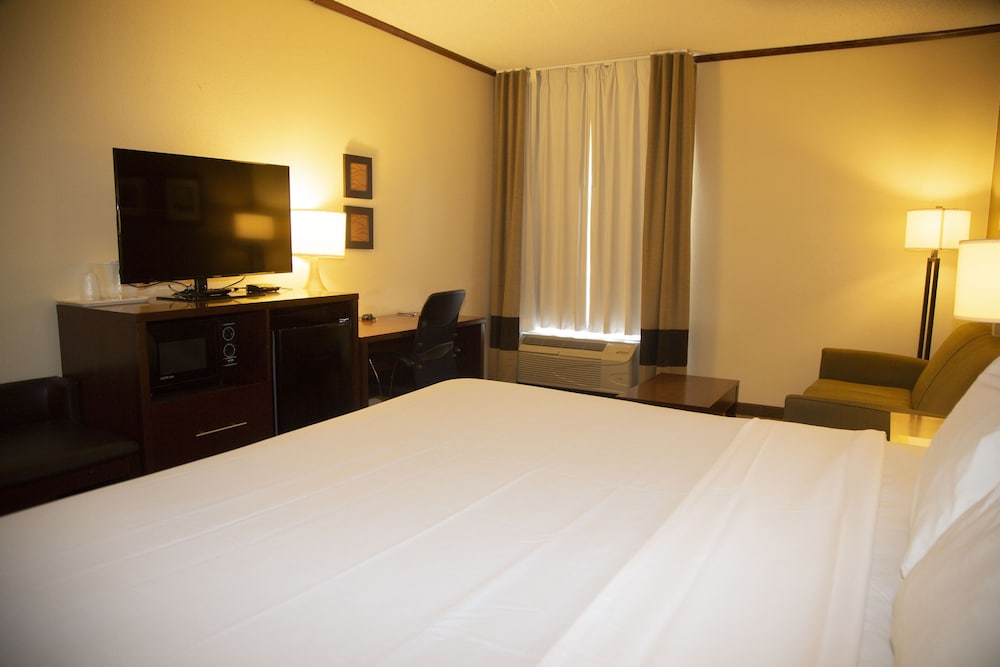 Ardmore Inn & Suites - photo 15