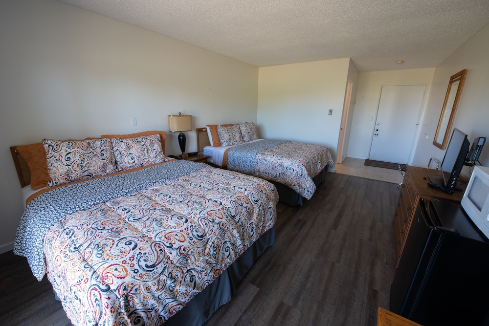 Pacific City Inn - photo 10