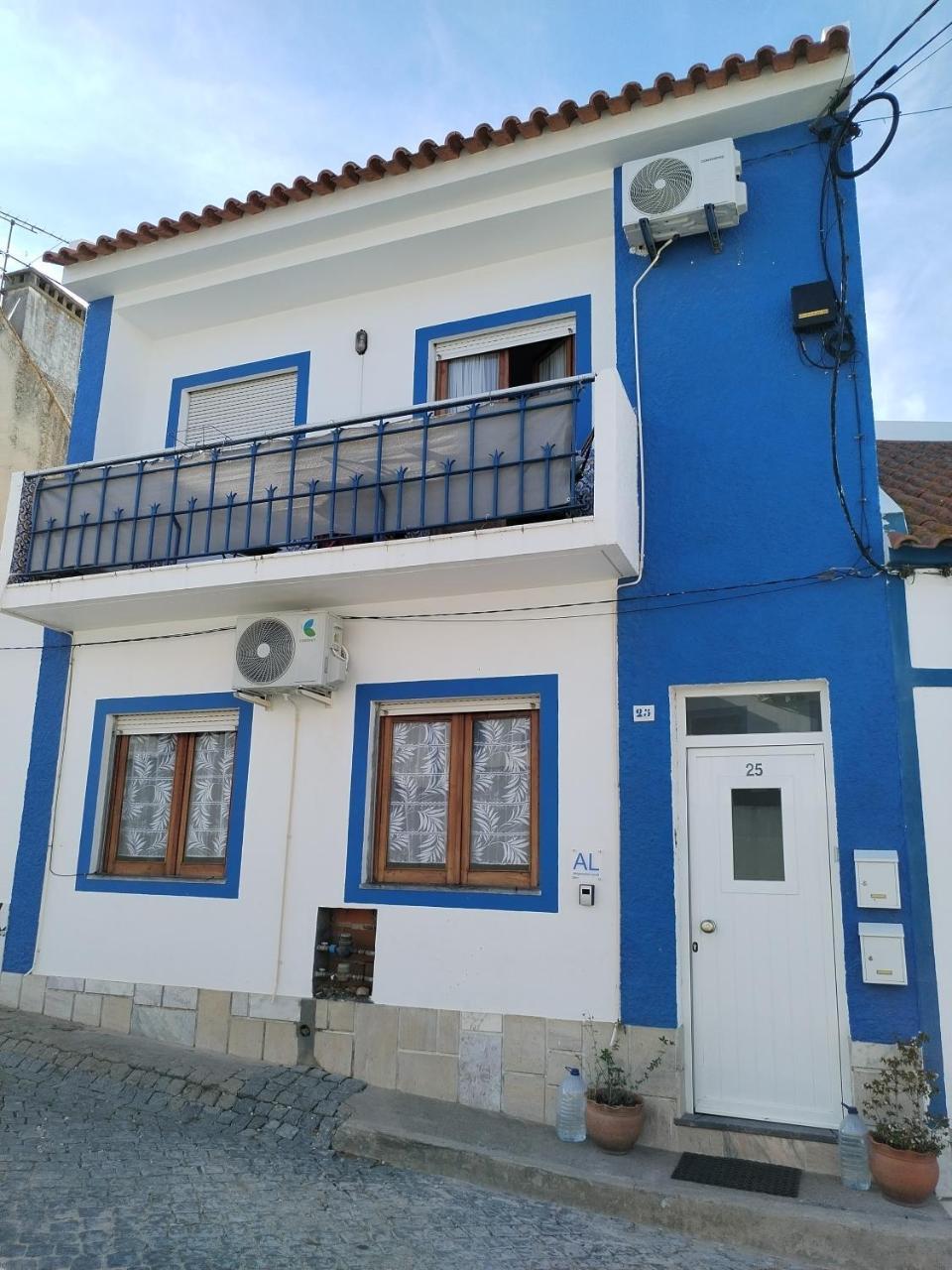 Casa da laranjeira — 4-Star Luxury Hotel in Montargil, Portugal