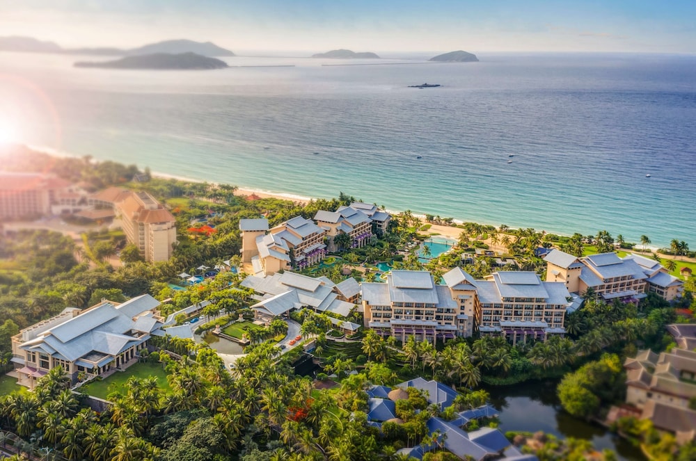Hilton Sanya Yalong Bay Resort & Spa in Sanya, People's Republic of China