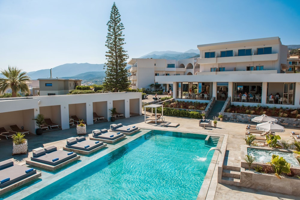 Hotel Matheo Villas & Suites in Hersonissos, Greece