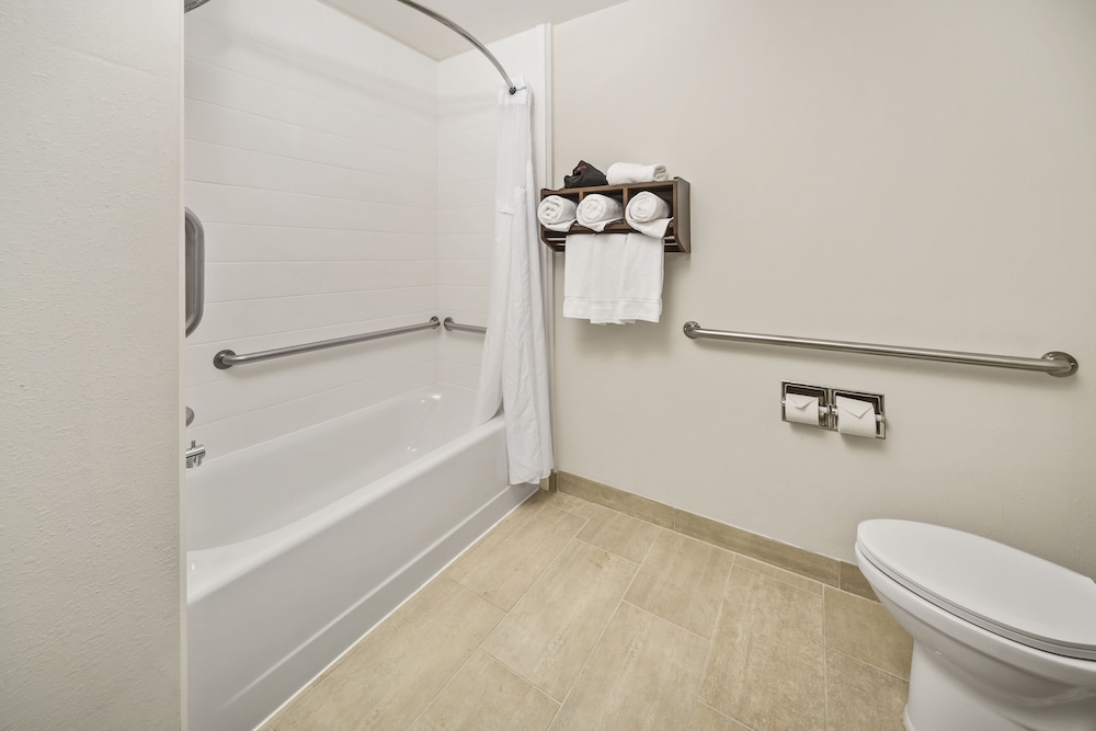 Holiday Inn Express Chicago NW Vernon Hills by IHG - photo 14