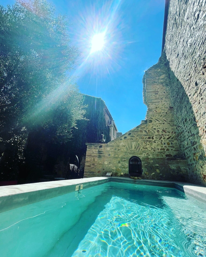 La Vieille Demeure — hotel in Torreilles