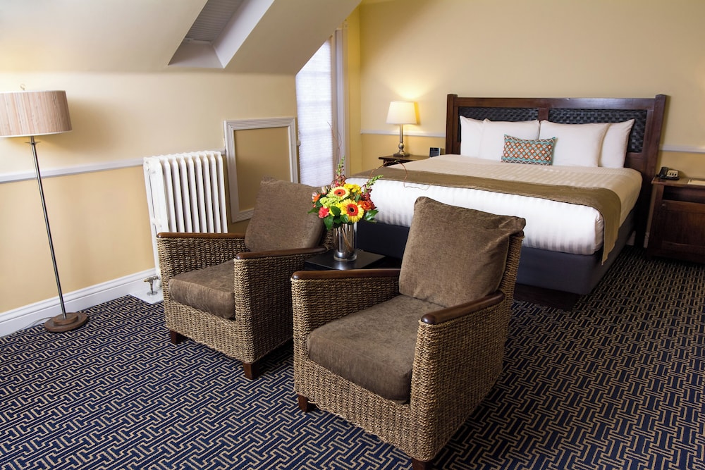 Majestic Inn & Spa - photo 14