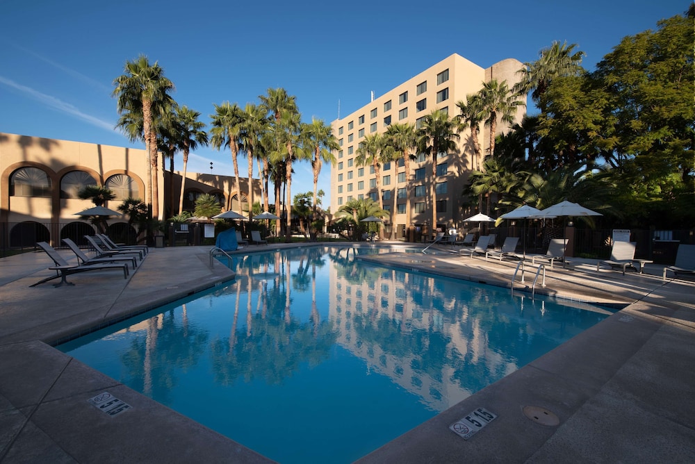 DoubleTree By Hilton Hotel Tucson Reid Park in Tucson, United States
