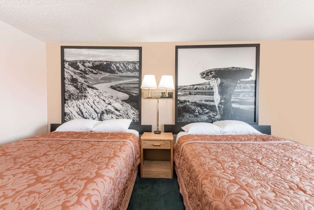 Glendive Lodge - photo 7