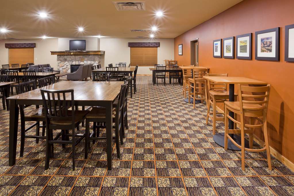 AmericInn by Wyndham Fargo Medical Center - photo 37
