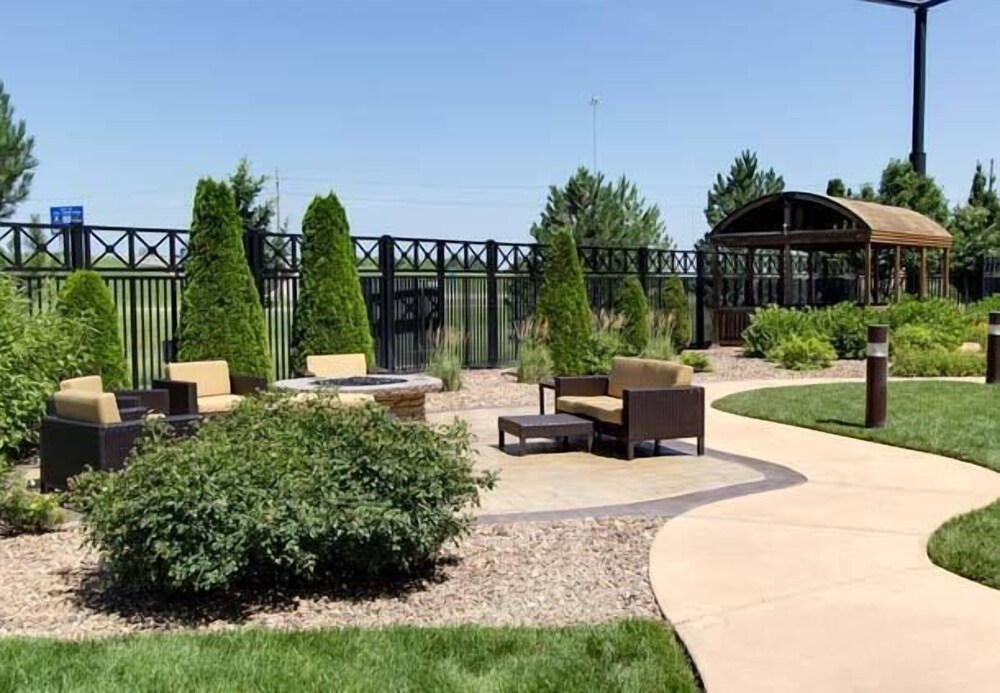 Courtyard by Marriott Salina - photo 33