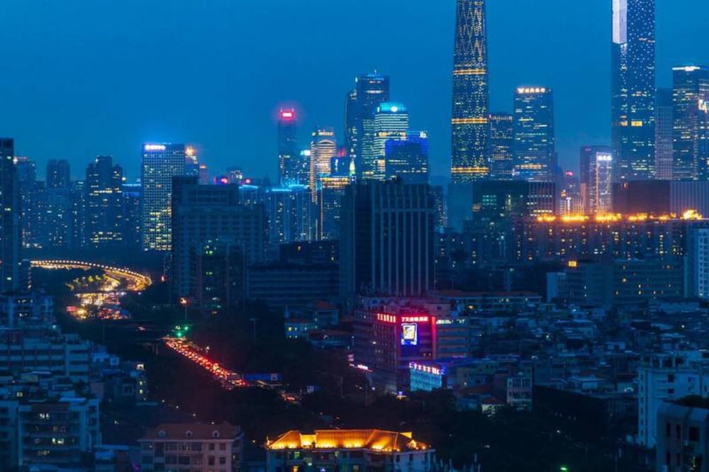 Atlantis International Holiday Apartment Hotel Pazhou Guangzhou Tower — 4-Star Luxury Hotel in Guangzhou, People's Republic of China