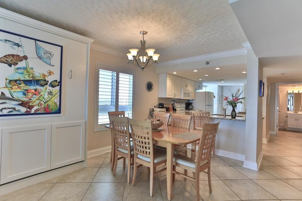 Destin Towers 143 Beach Front 2BR - photo 27