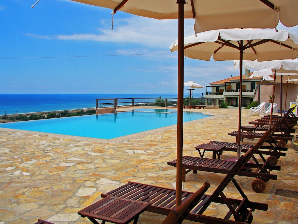 Hotel Natura Club & Spa — hotel in Kyparissia