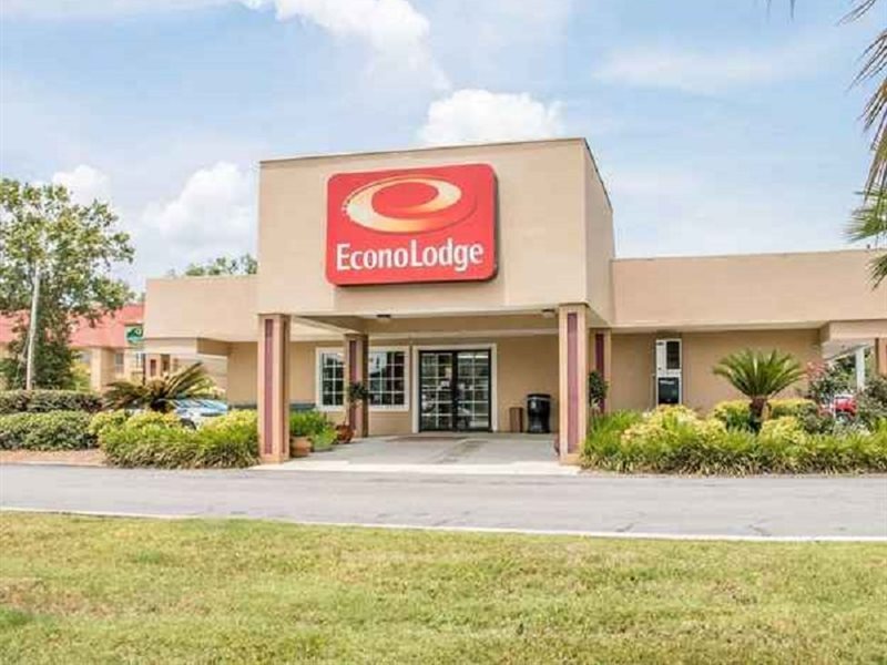 Econo Lodge Pooler Savannah I 95 — Pooler