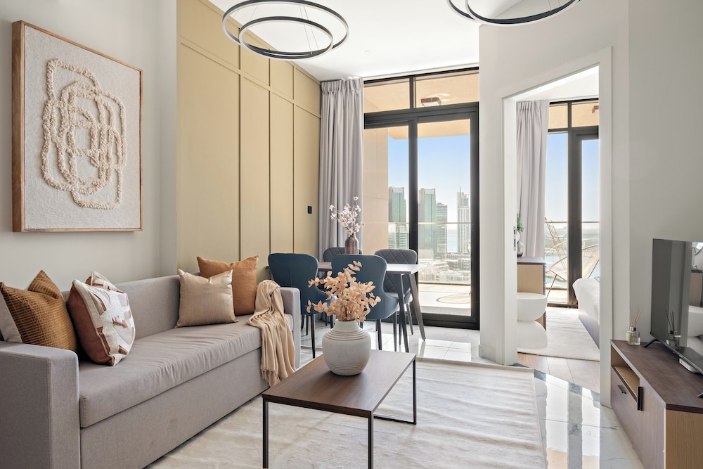 Silkhaus Al Maryah Vista 1 — 4-Star Luxury Hotel in Abu Dhabi, United Arab Emirates
