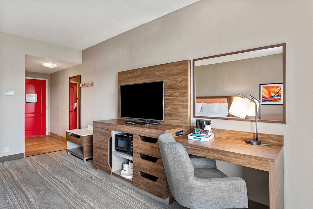 Hampton Inn & Suites Orlando Apopka - photo 31