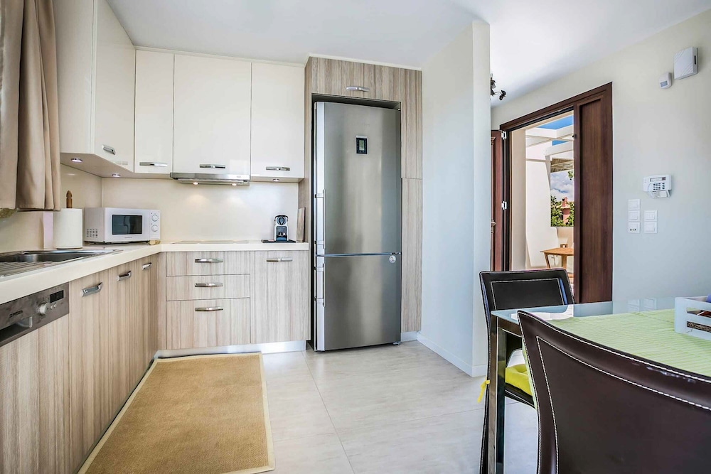 Ai Helis Beach House — Valsamata — photo 2