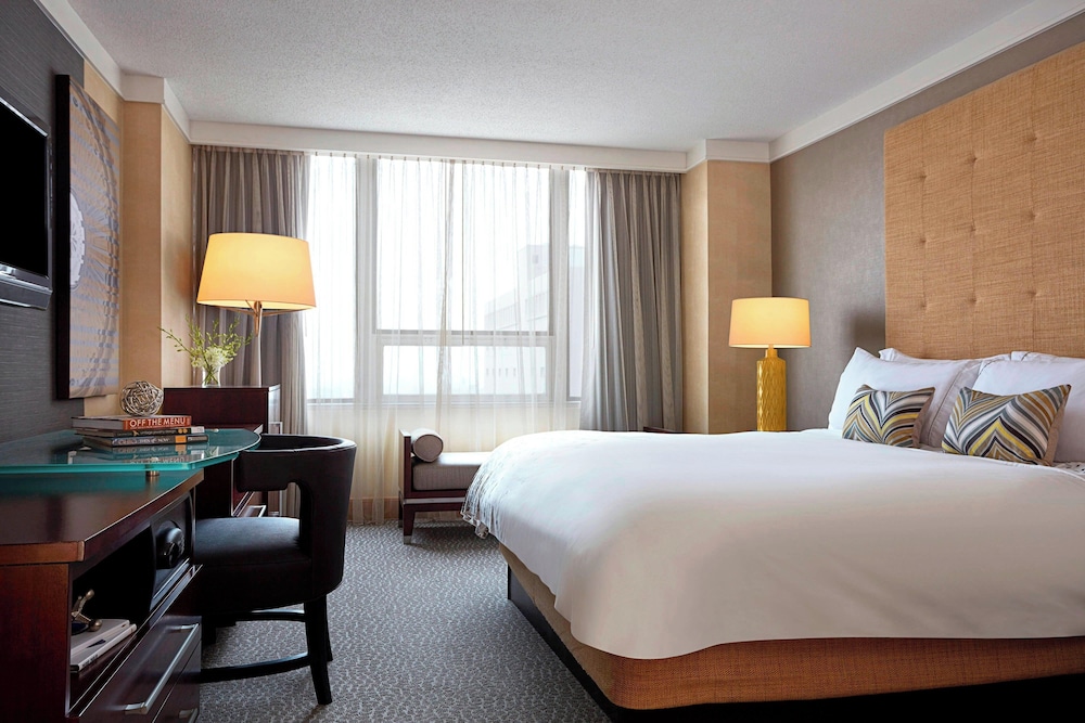 Renaissance Columbus Downtown Hotel — hotel in Columbus