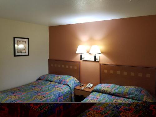 Americas Best Inn Macon - photo 17