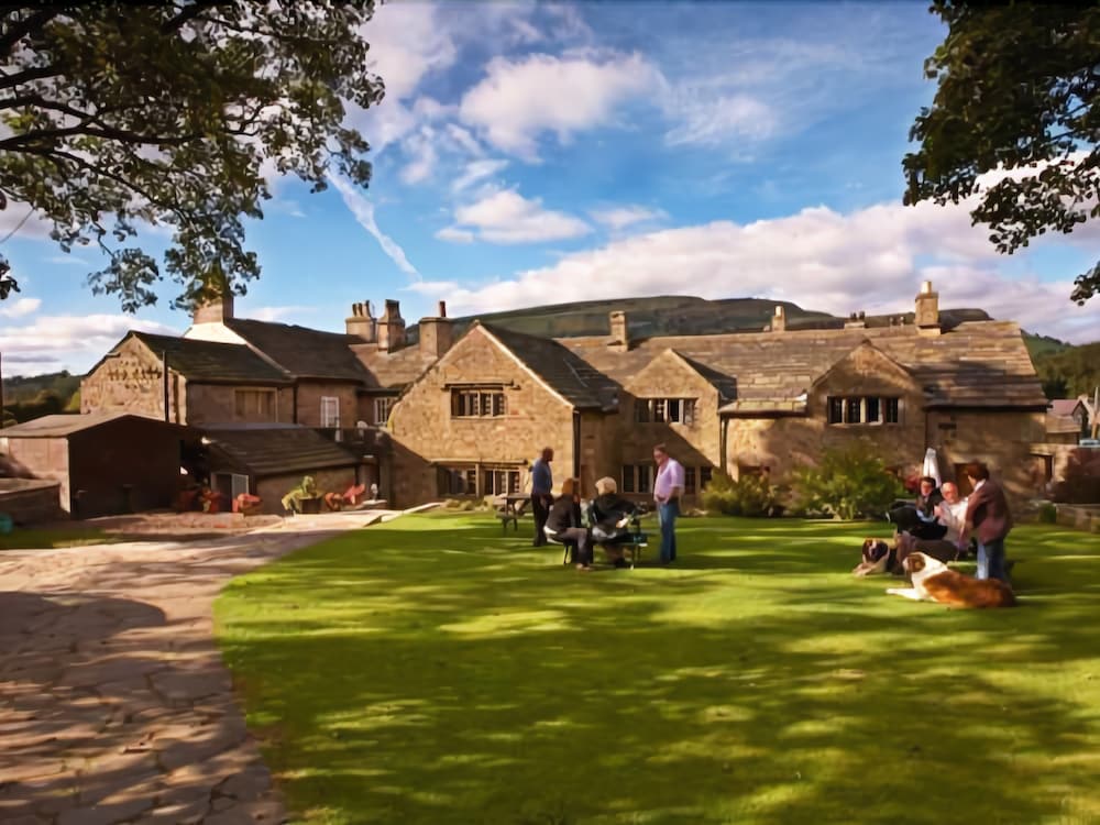 The Old Hall Inn — 4-Star Luxury Hotel in Chinley, United Kingdom