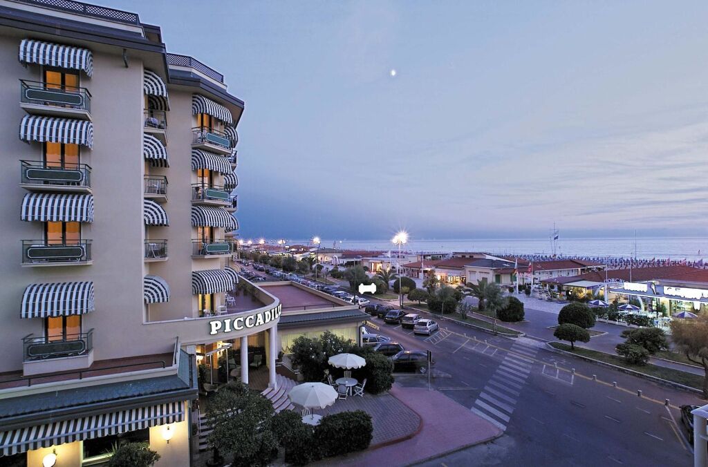 Hotel Piccadilly - carbon neutral hotel in Camaiore