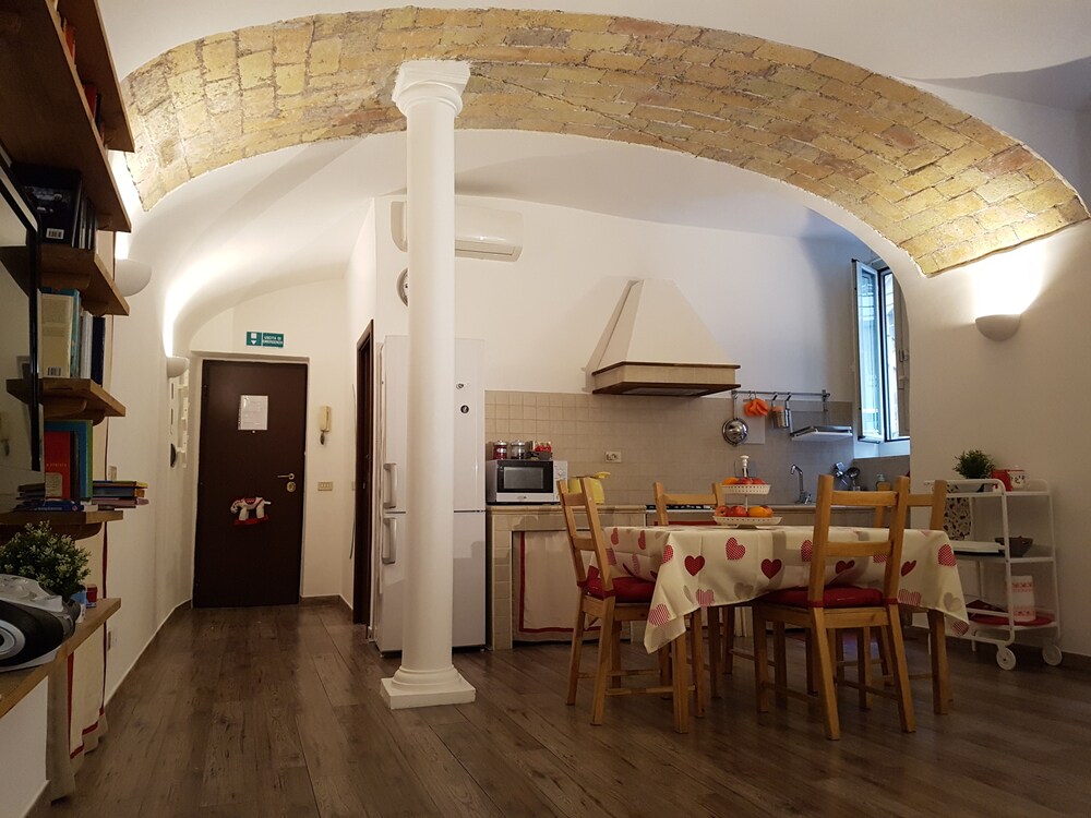 La casa di Fabio — 4-Star Luxury Hotel in Rome, Italy