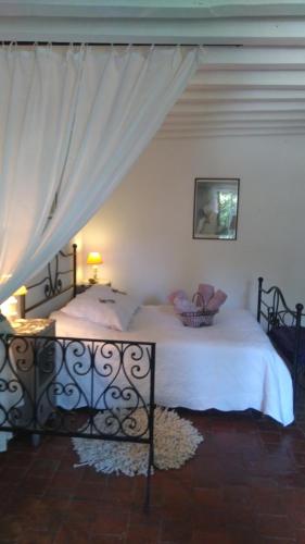 Le Vol du Papillon — hotel in Saint-Amand-En-Puisaye