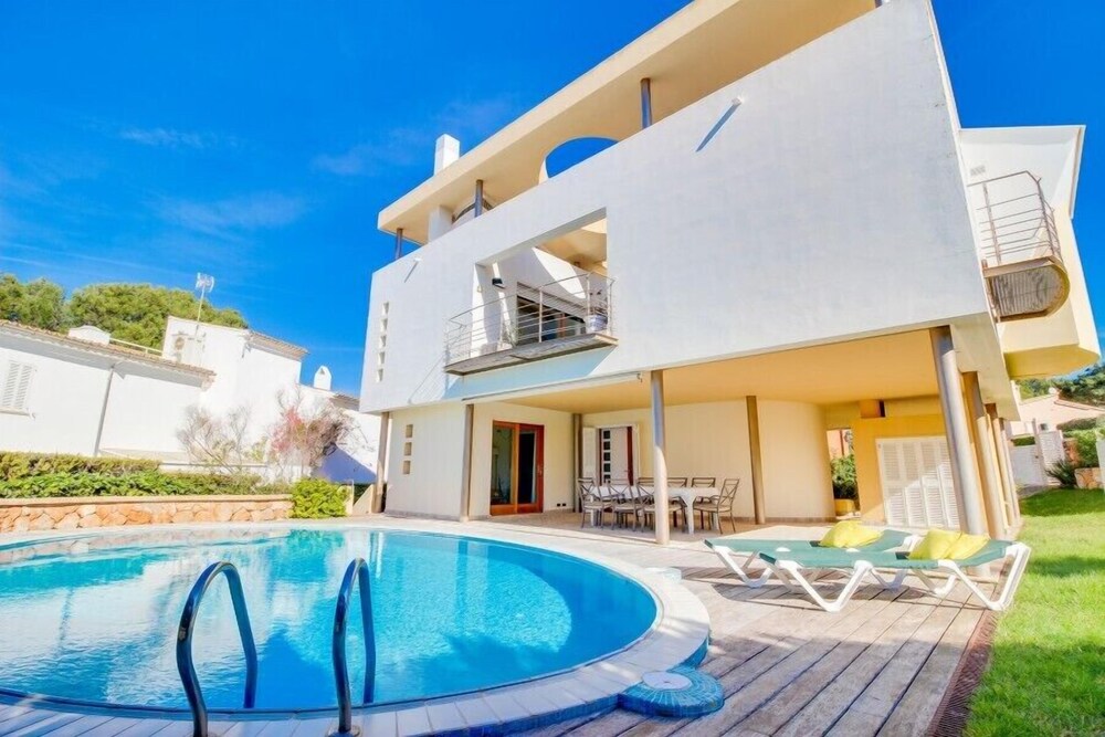 Villa Cala Blava — 4-Star Luxury Hotel in Llucmajor, Spain