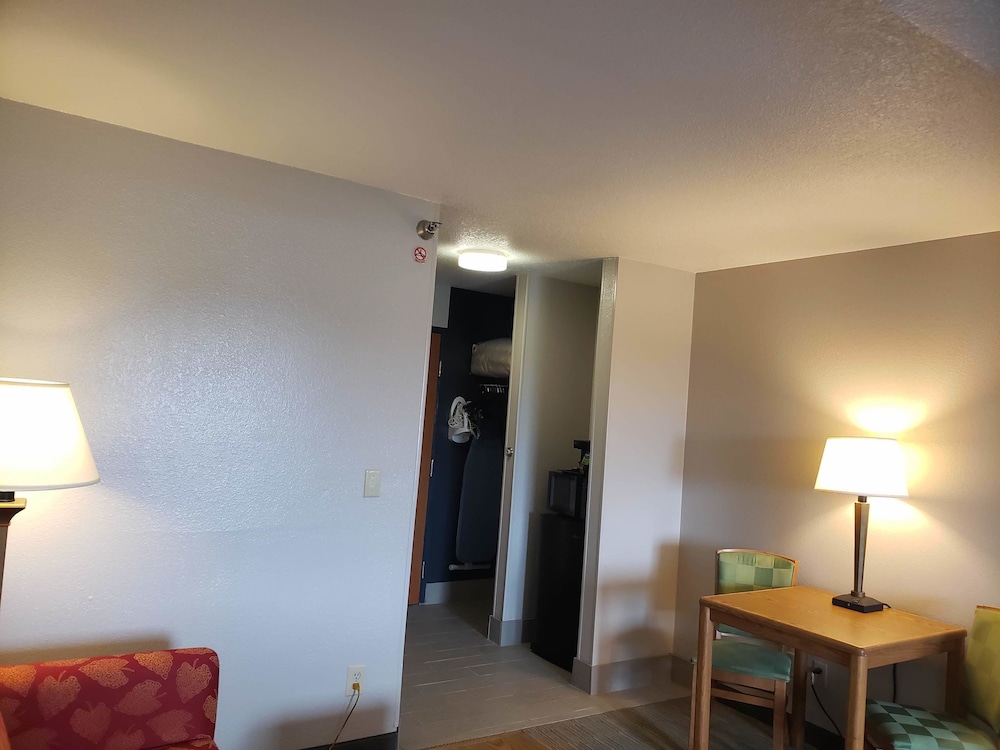 Country Inn & Suites by Radisson Fairview Heights IL - photo 14