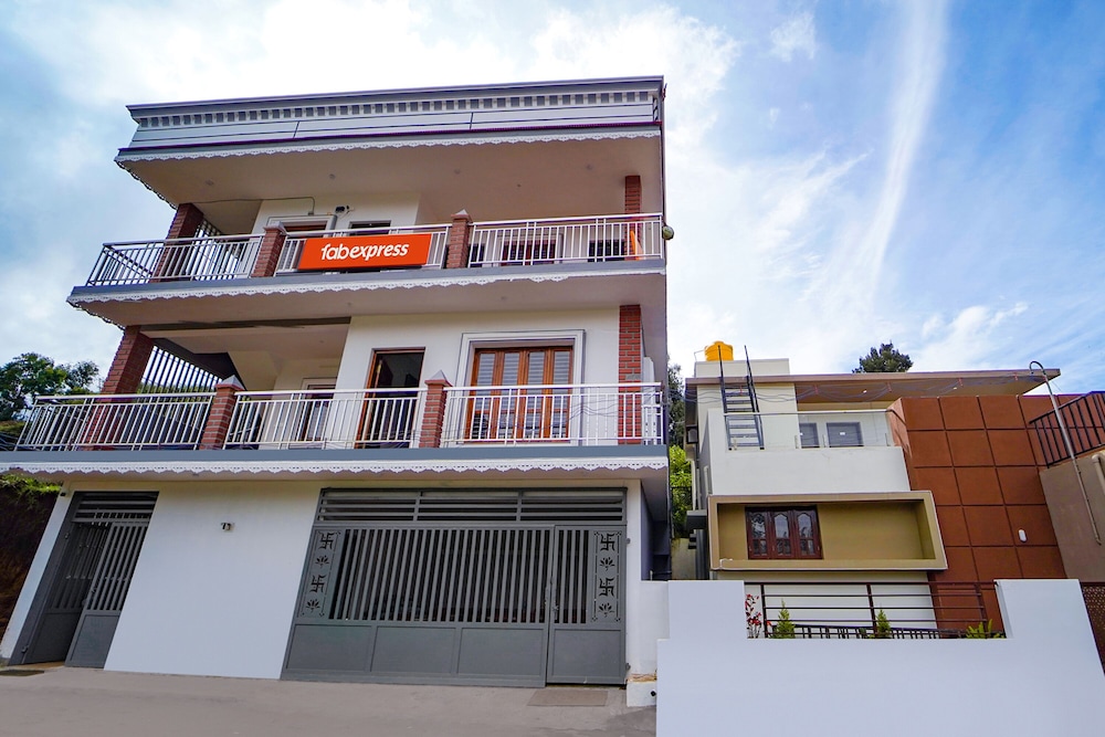 FabHotel All Season’s Stays in Ooty, India