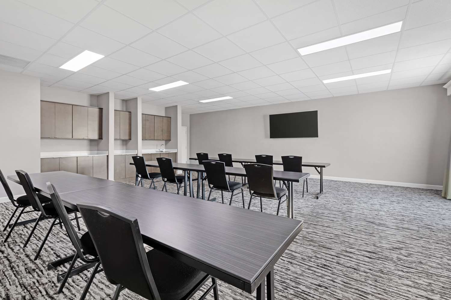 Best Western Plus Executive Residency Marion - photo 21