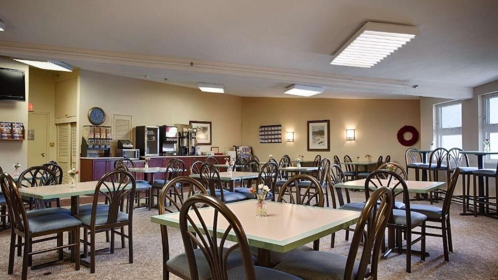 Historic Concord Suites - photo 22