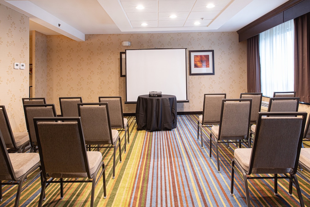 Holiday Inn St. Louis Arpt West Earth City by IHG - photo 69