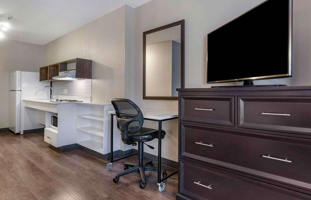 Extended Stay America Premier Suites Seattle Bellevue Downtown - photo 14