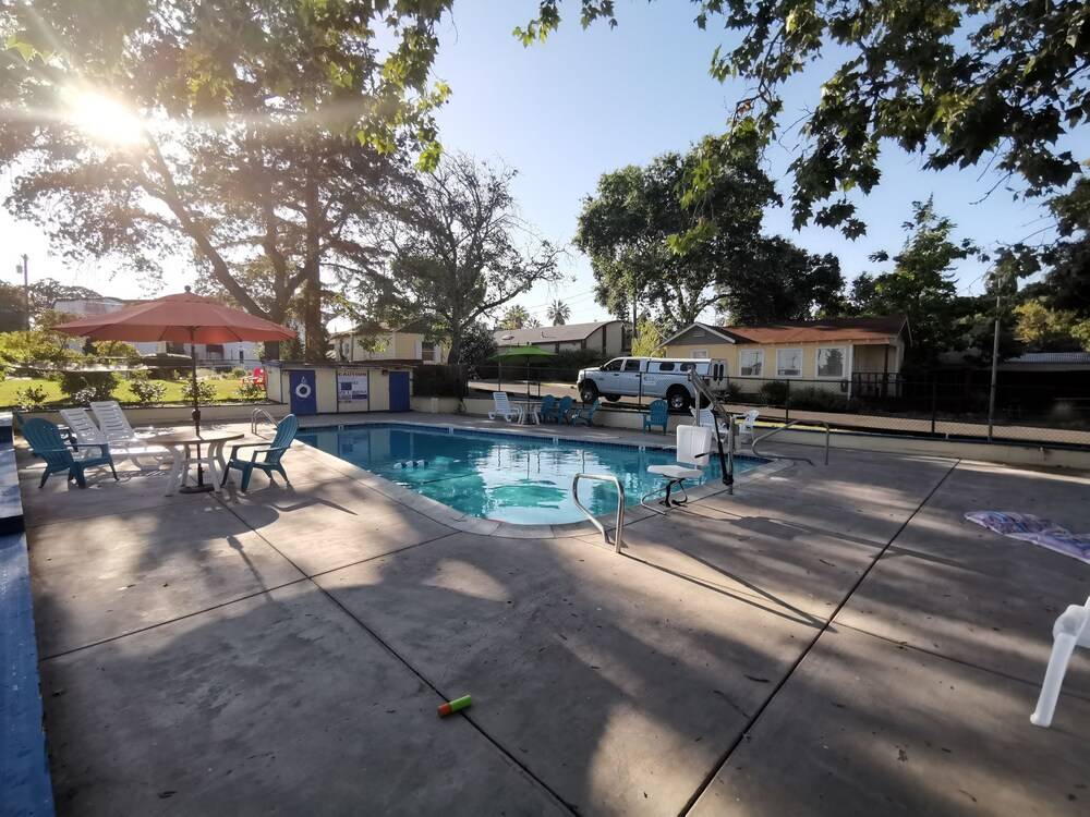Skylark Shores Resort - photo 59