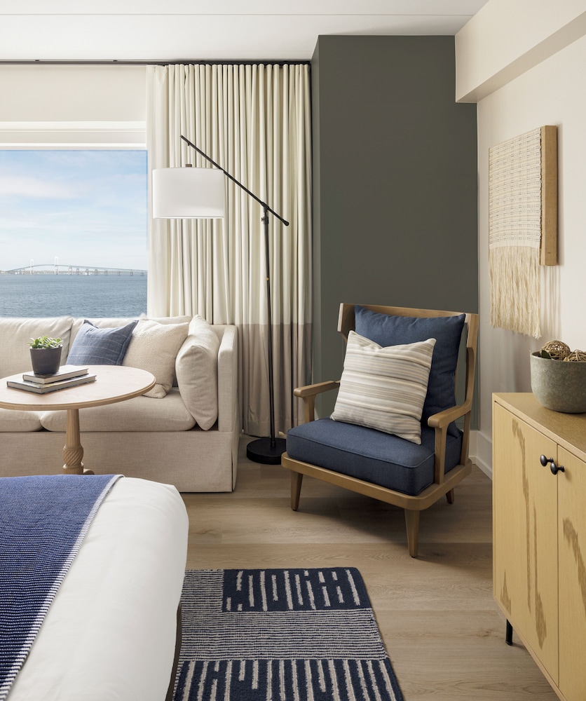 Newport Harbor Island Resort - photo 34