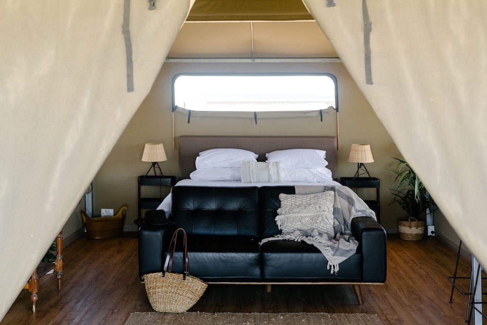 Mitchell Grass Retreat — hotel in Longreach