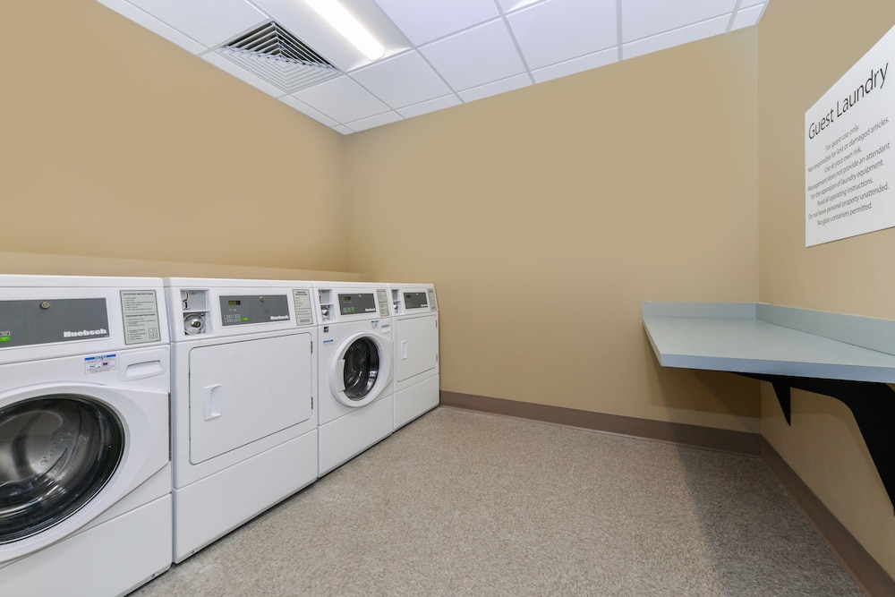 Holiday Inn Express & Suites Ogallala by IHG - photo 35