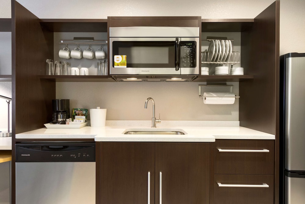 Home2 Suites by Hilton Houston Stafford - photo 12