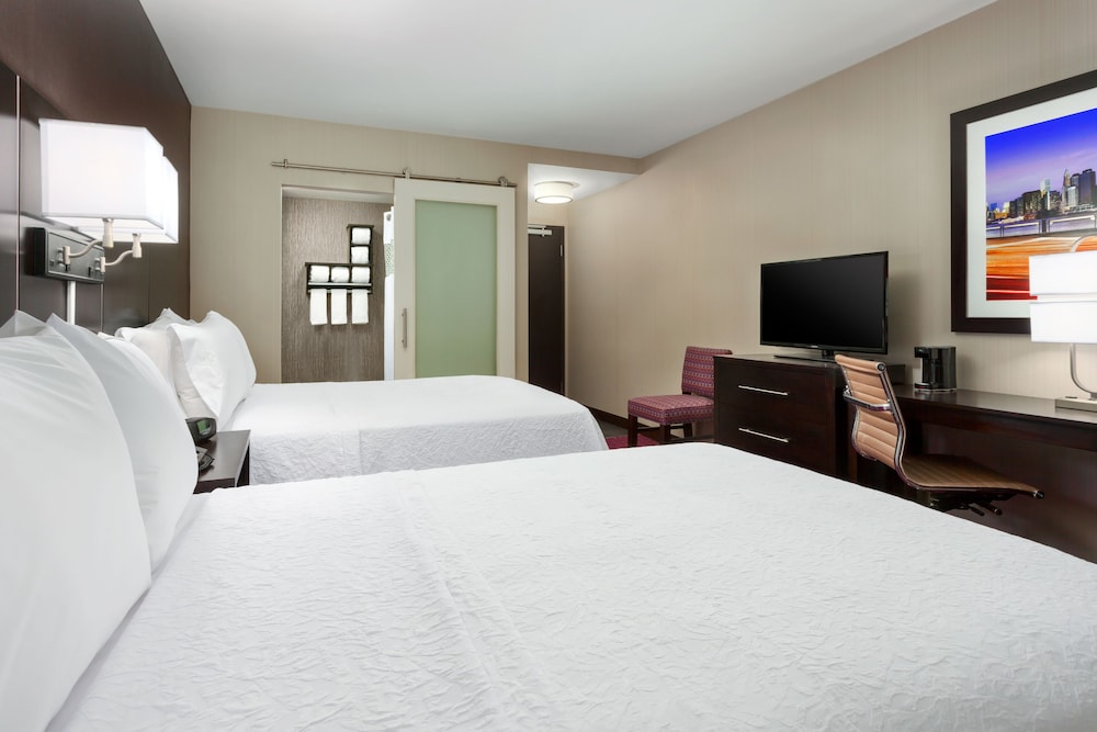 Hampton Inn Manhattan Times Square Central - photo 6